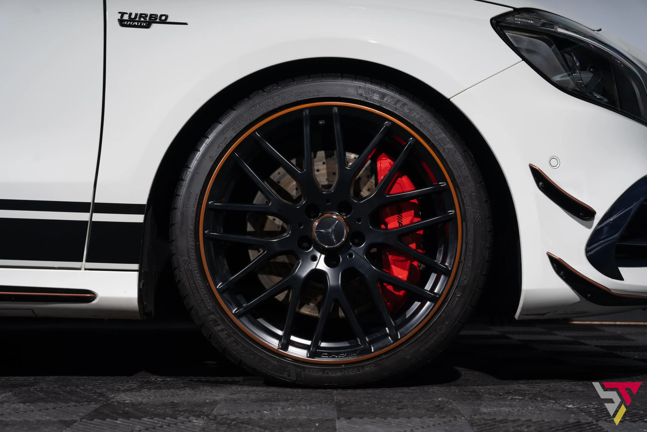 Mercedes A45 AMG red calipers