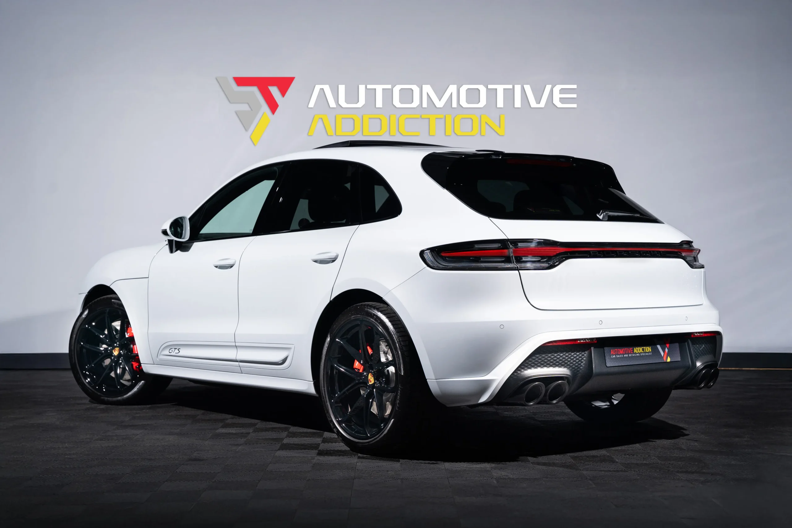 Porsche Macan GTS Rear