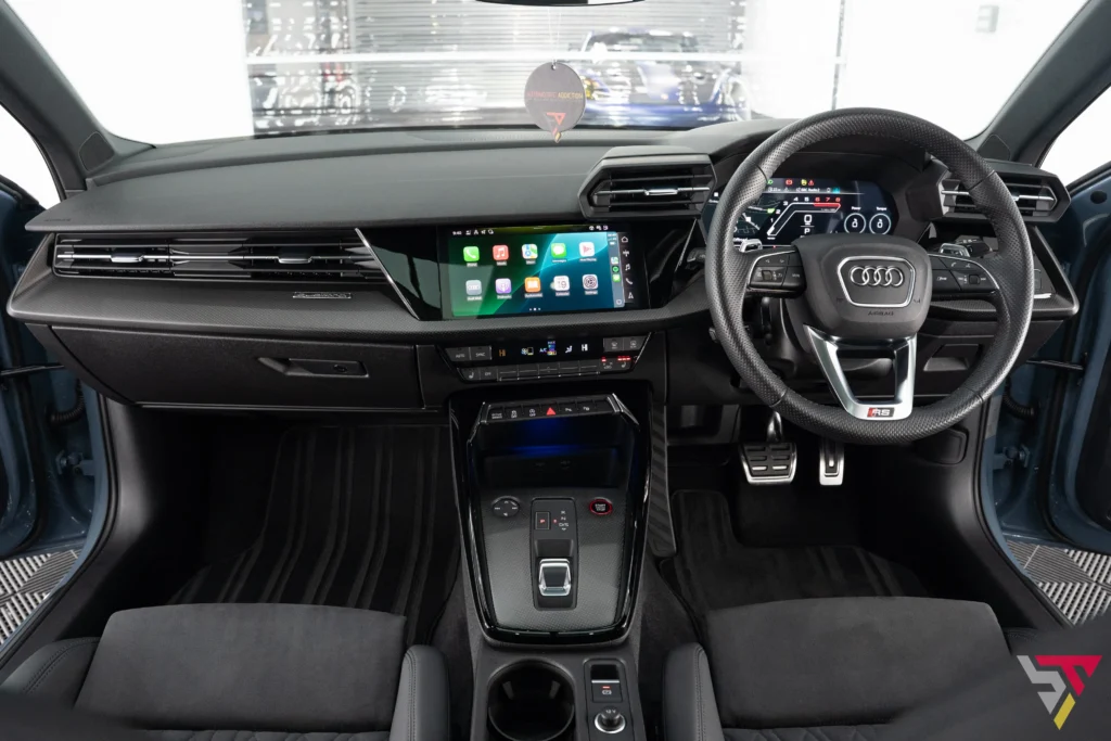 Audi rs3 8y Interior dash